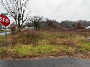 11 Roley Yuma Rd, Casey Creek, KY 42728