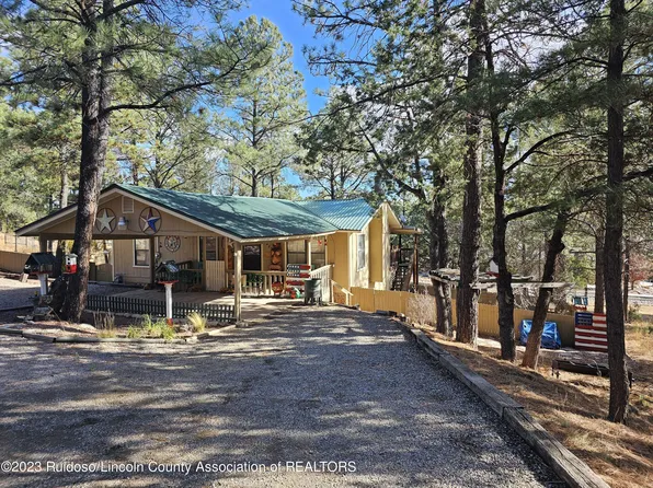 212 Rio Arriba Rd, Ruidoso, NM 88345