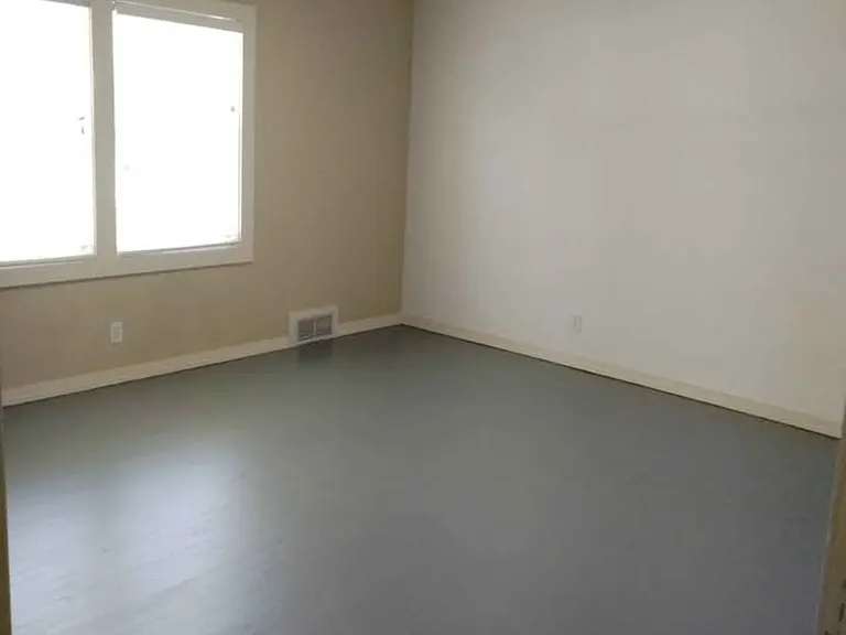 2900 N Tamarack Dr #1 — Photo 4