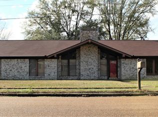 205 Rex Ave, Hooks, TX 75561