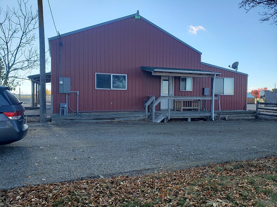 1st image of 65 W Lake Hazel Rd