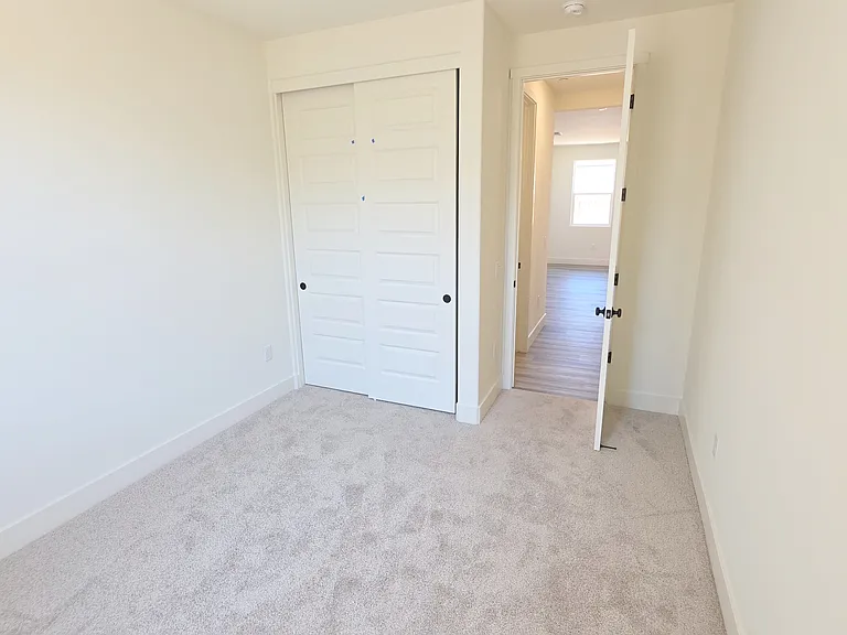 7408 Brenner Pass Way — Photo 5