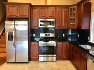 102 1/2 Western Ave #2, Jersey City, NJ 07307