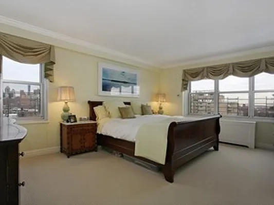 Sold by Corcoran | media 20