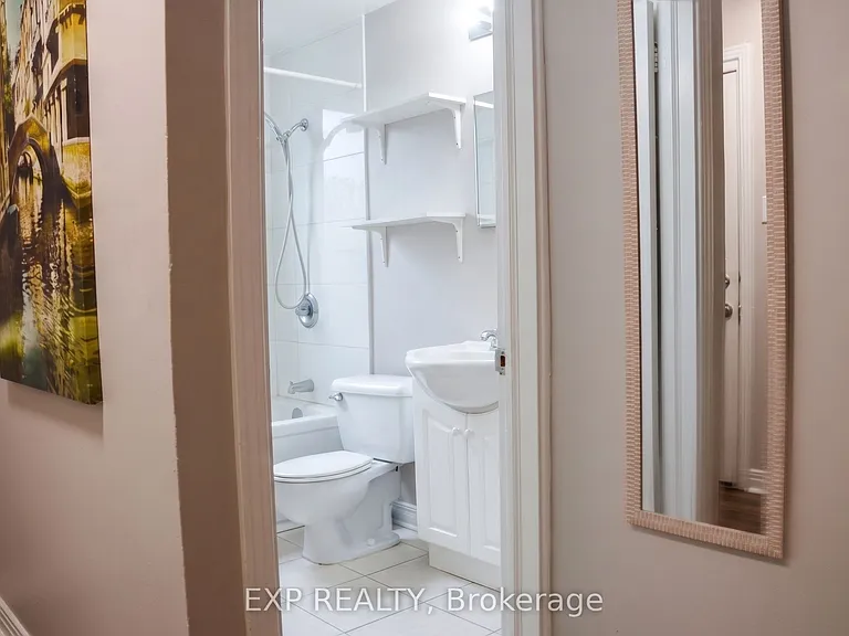 42 Lavergne St — Photo 6