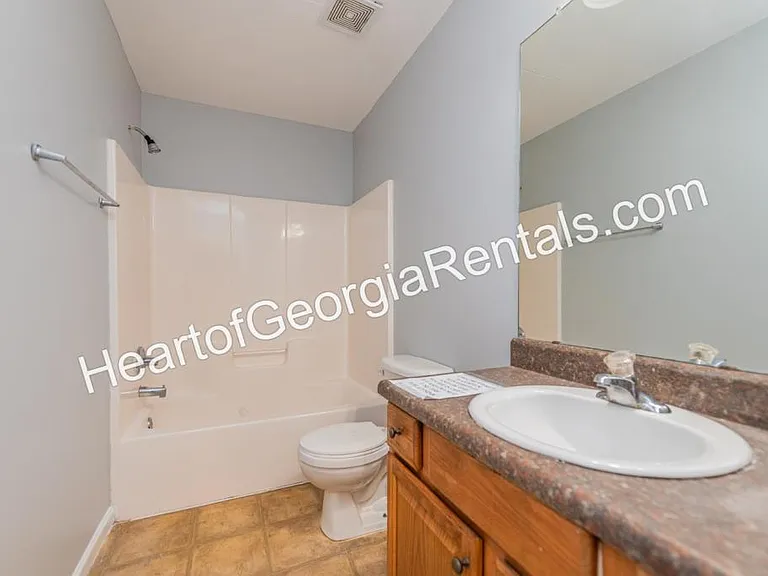 1210 Johnson Rd — Photo 23