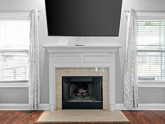 5th image of 1229 Morstead Dr