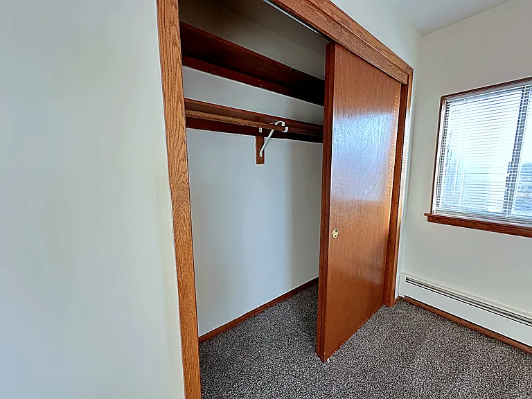 1 BR Bedroom Closet