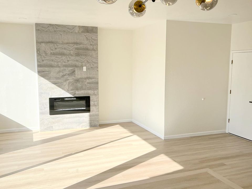 1st image of 5050 Winsford Ct