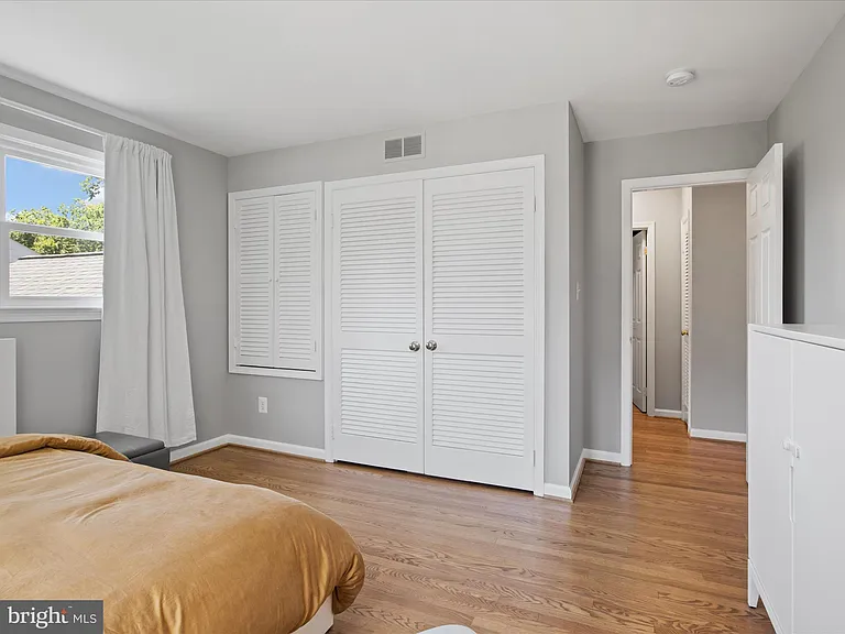 2606 N Quincy St — Photo 35