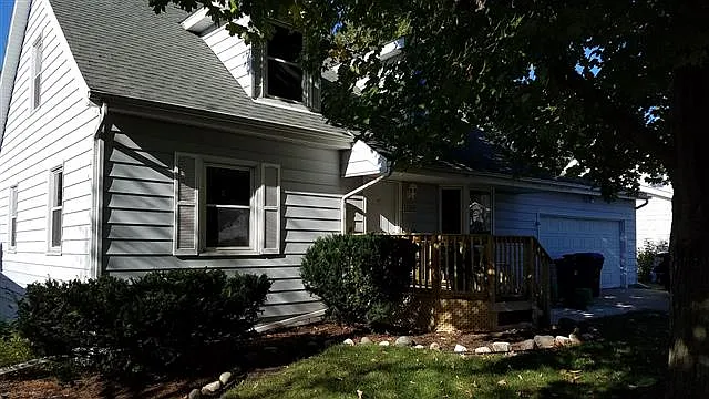 1522 N Hershey Rd photo 1