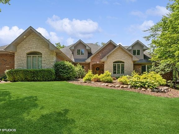 3rd image of 1830 Pennington Ct