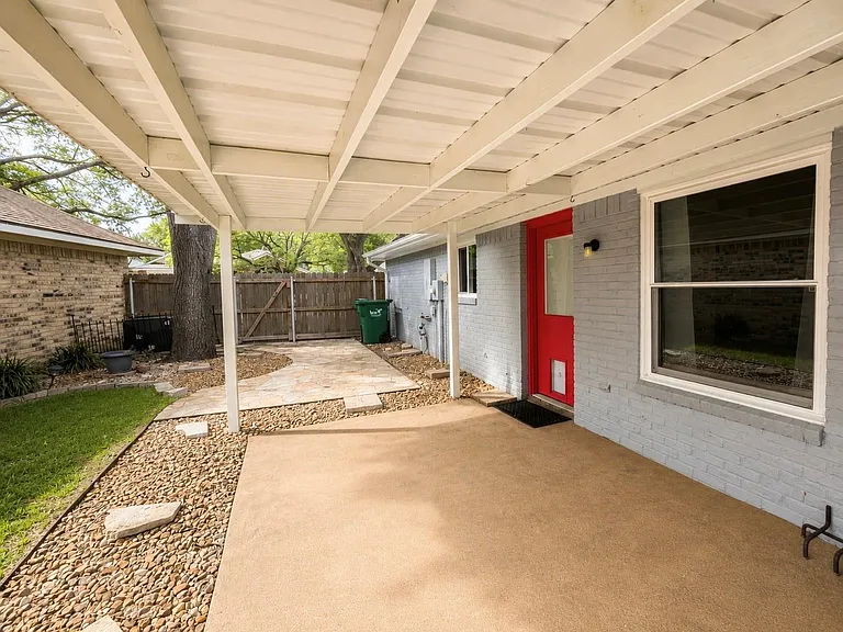 1105 Apache Dr — Photo 16