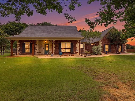 2nd image of 2421 Pecan Springs Rd
