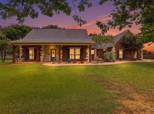 2421 Pecan Springs Rd, Cleburne, TX 76031