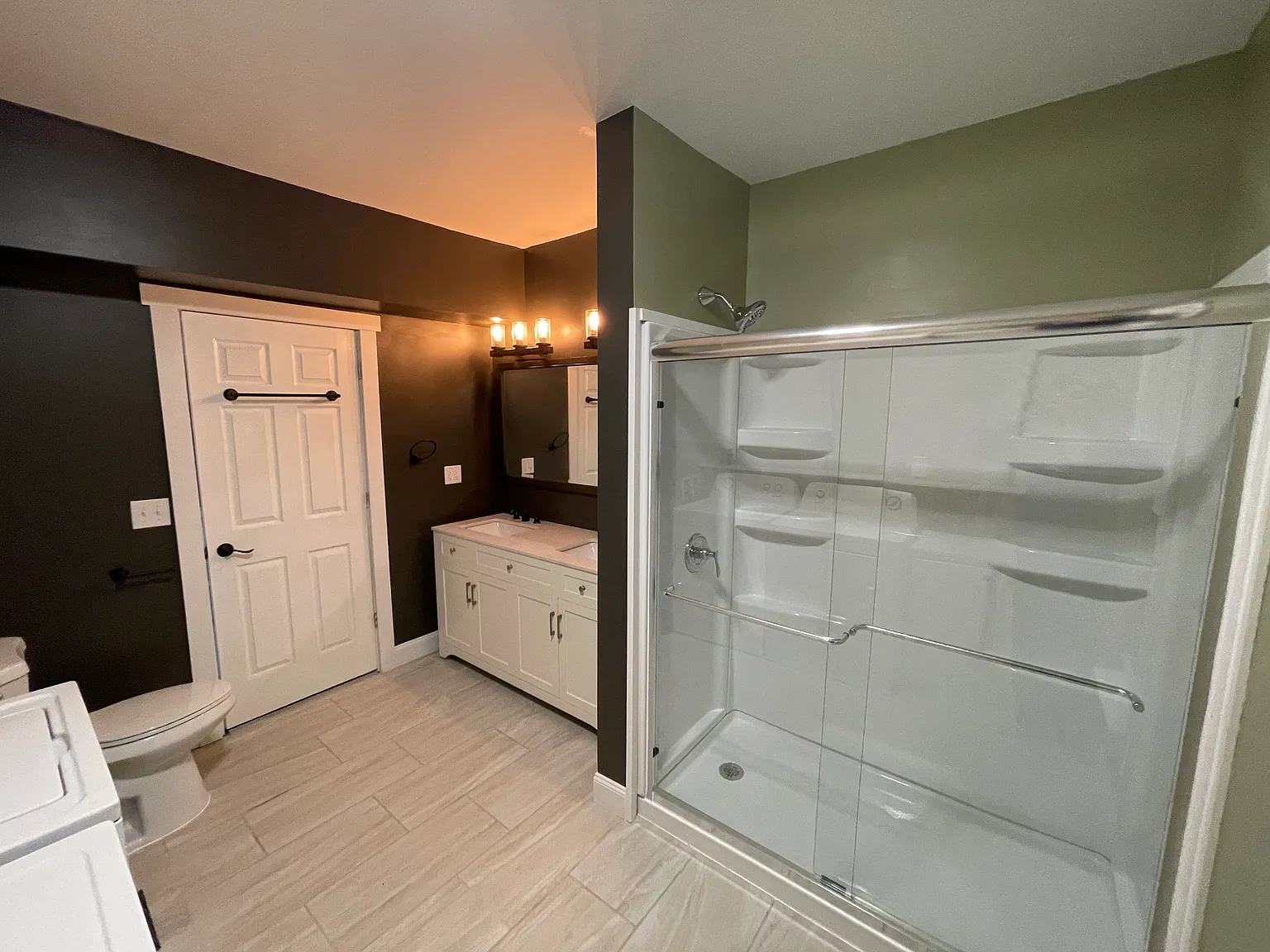 4 bed, 2.5 bath, 1665 sqft, $2,200 — Photo 4