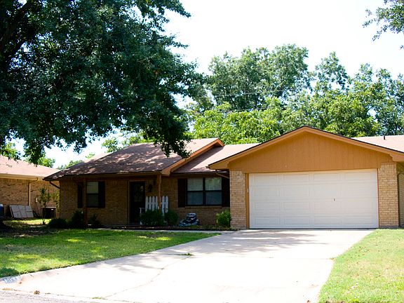 3rd image of 1344 Inglewood Dr