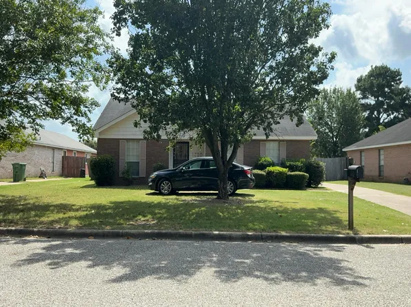 1230 Whisperwood Dr, Montgomery, AL 36117