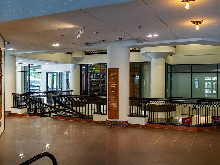 McClintock Warehouse Lofts — Photo 3