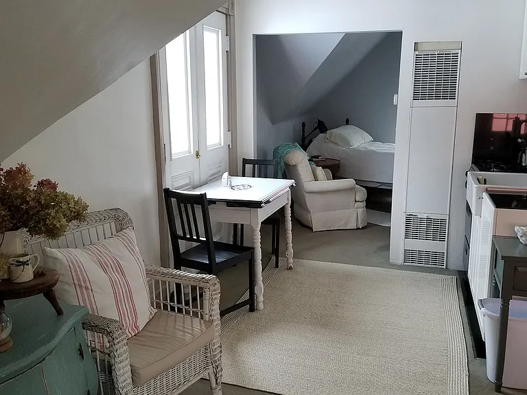 130 Maple Ave — Photo 4