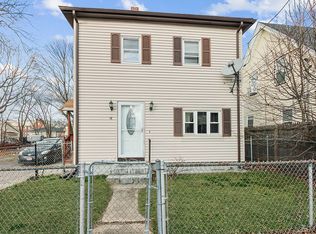 18 Arch St, Brockton, MA 02301