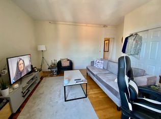 913 Boylston St APT 4, Boston, MA 02115