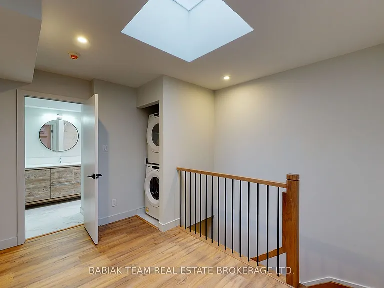 238 Jane St #302 — Photo 9