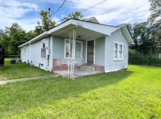 4219 Holland St, Orange, TX 77630