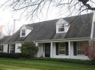 1335 E Bay Point Rd, Bayside, WI 53217