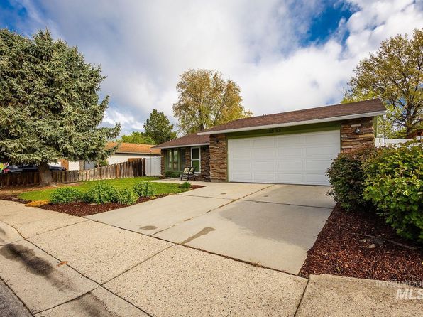 3313 S Minuteman Pl, Boise, ID 83706