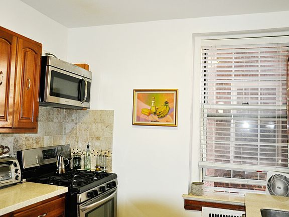 2nd image of 117-01 Park Ln APT D2j