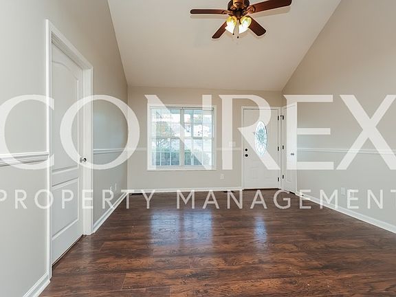 4th image of 588 Cedar Valley Dr