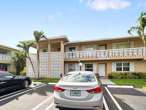 2nd image of 1011 Flame Vine Avenue #201
