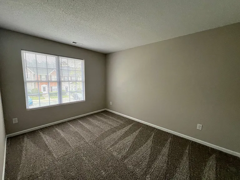 116 Baberton Dr — Photo 20