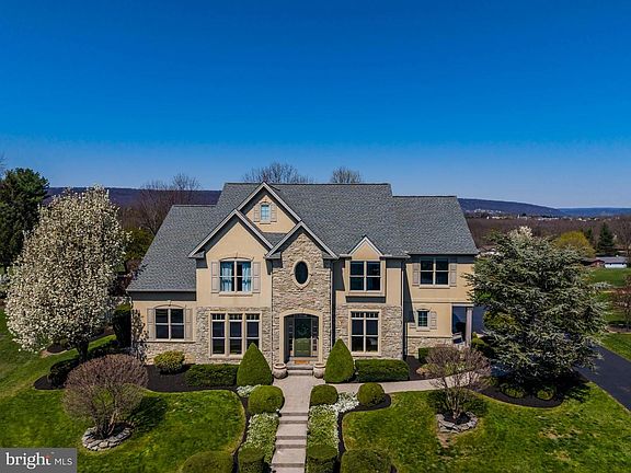 3rd image of 3710 Falkstone Dr
