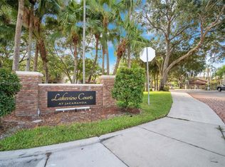 9005 W Sunrise Blvd, Plantation, FL 33322
