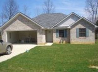 2215 Honeysuckle Way, Sellersburg, IN 47172