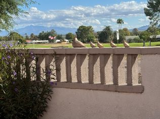 100 E Paseo De Golf, Green Valley, AZ 85614