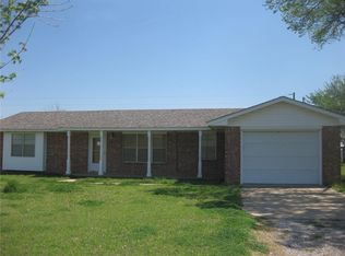 45303 Hazel Dell Rd, Meeker, OK 74855