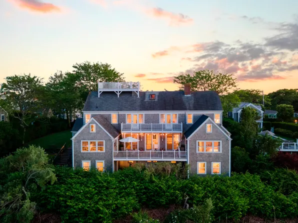 33 Cliff Rd, Nantucket, MA 02554