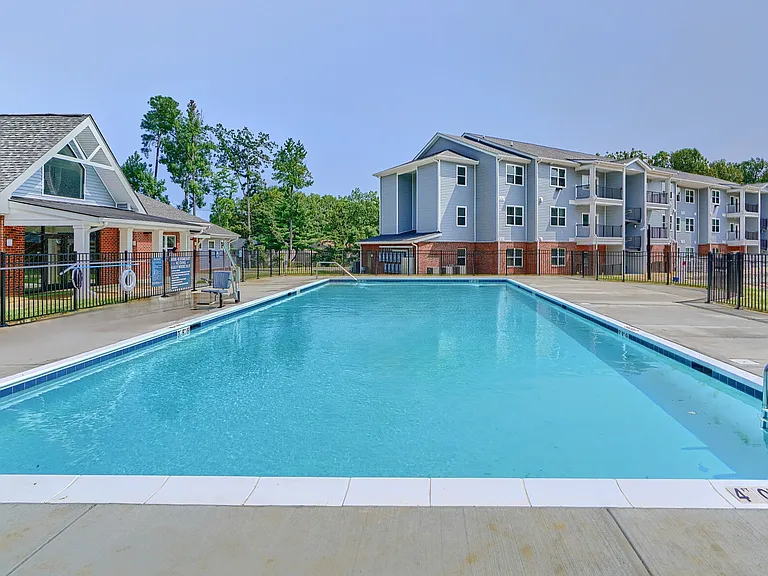 Urbana at Hioaks — Photo 1