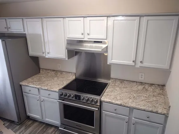 2301 W Michigan Ave APT 51, Pensacola, FL 32526