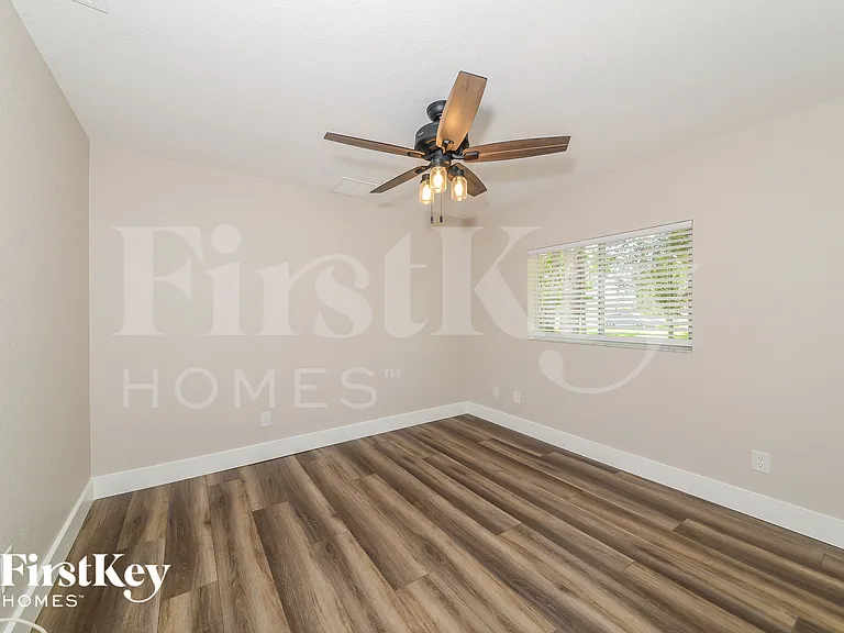 2670 Denicke St — Photo 13