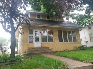 707 4th Ave, Sterling, IL 61081