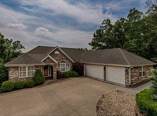 13 May Ln, Bella Vista, AR 72715