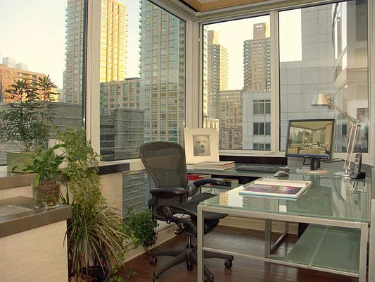 Rented by BLU Real Estate | media 15