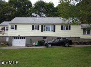 210 Greylock St, Lee, MA 01238