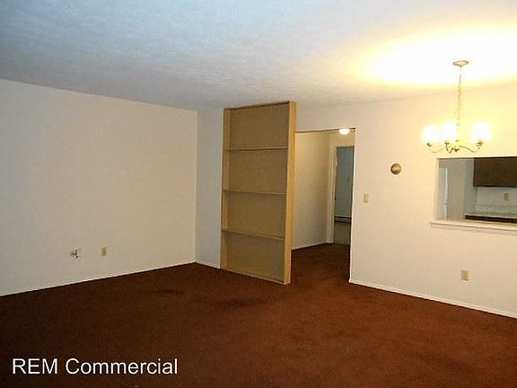 3rd image of 201 S Elruth Ave APT 1