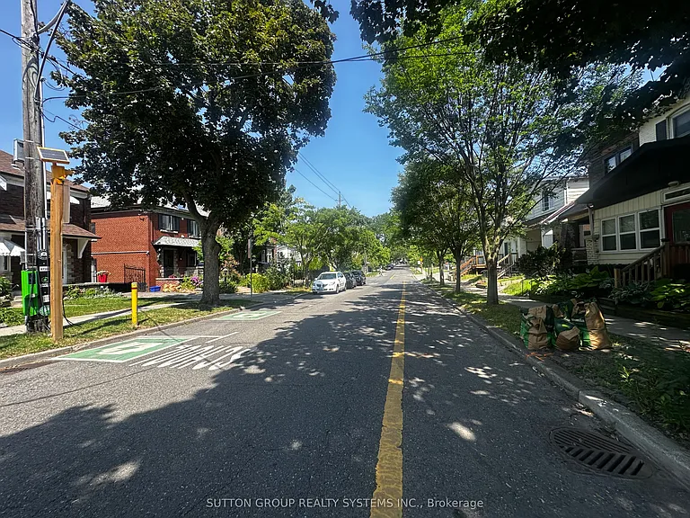 137B Chatham Ave — Photo 18
