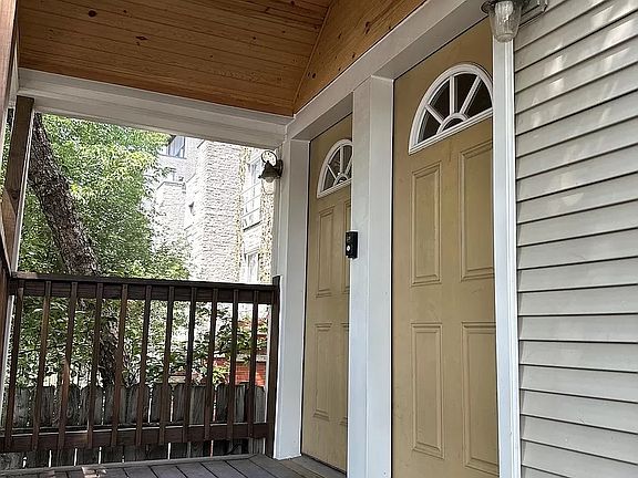 2nd image of 1747 N Campbell Ave #1